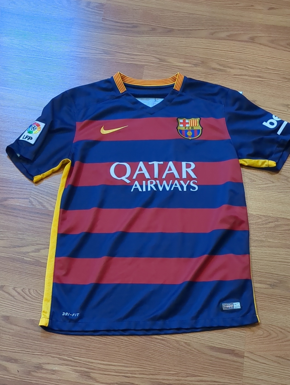 Nike FC Barcelona 2015/16 Home Soccer Jersey Qatar Airways LFP Patch